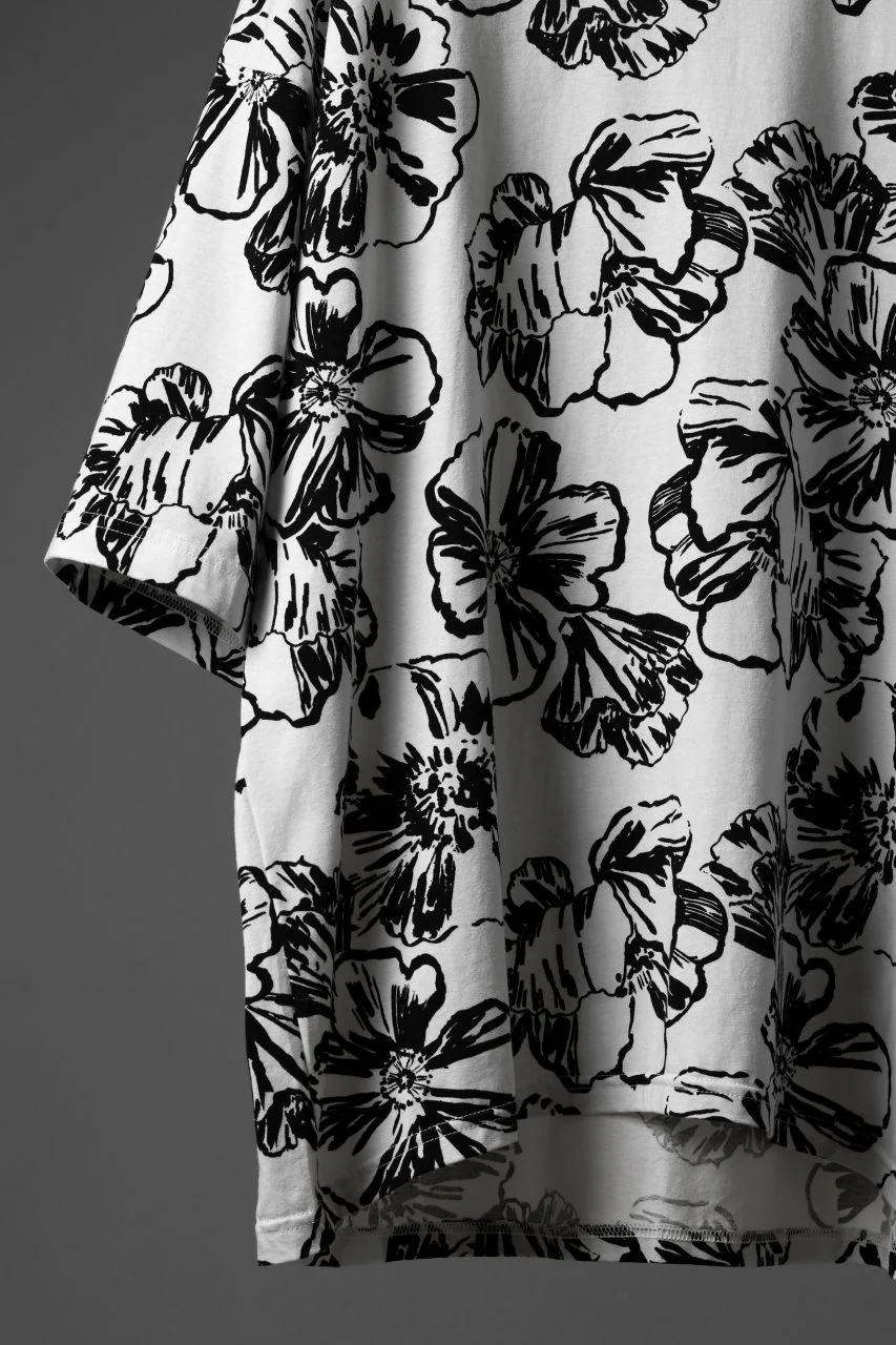 A.F ARTEFACT limited FLOWER PRINT SHORT SLEEVE TEE (WHITE x BLACK) - Image 6