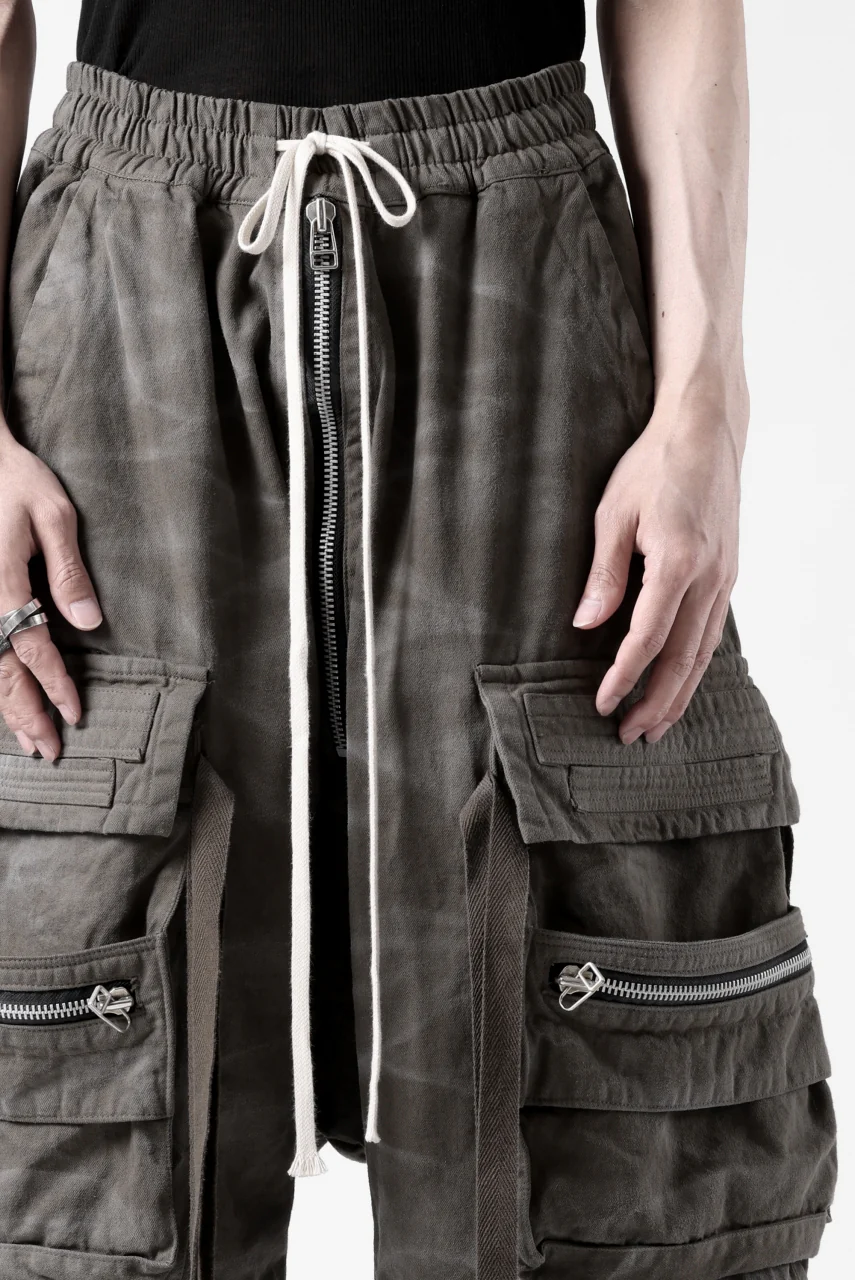 A.F ARTEFACT LOWCROTCH MILITARY WIDE SHORTS / VINTAGE DYED (KHAKI) - Image 14
