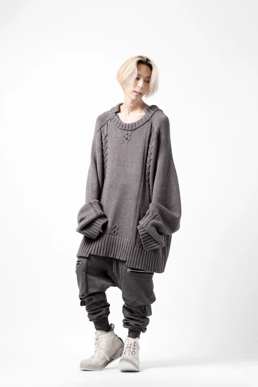 A.F ARTEFACT LOWGAUGE CABLE KNIT PULLOVER IRREGULAR-HEM (GREY) - Image 18