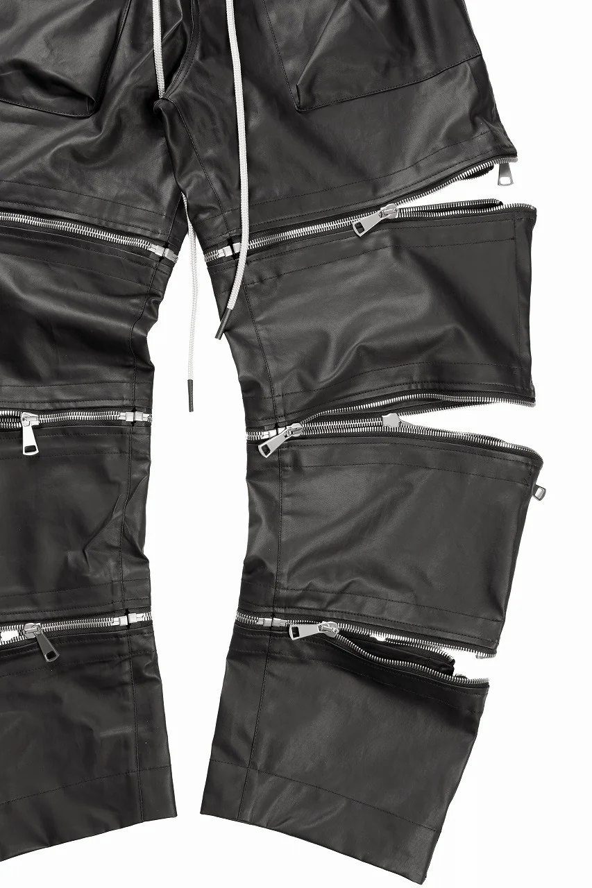 A.F ARTEFACT MATTE COATING ZIP WIDE PANTS (BLACK) - Image 10