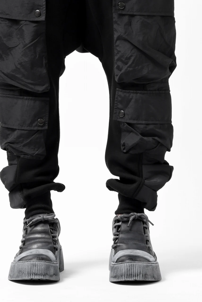 A.F ARTEFACT MILITARY CARGO SARROUEL PANTS / BOMBER HEAT® + NYLON (BLACK) - Image 24