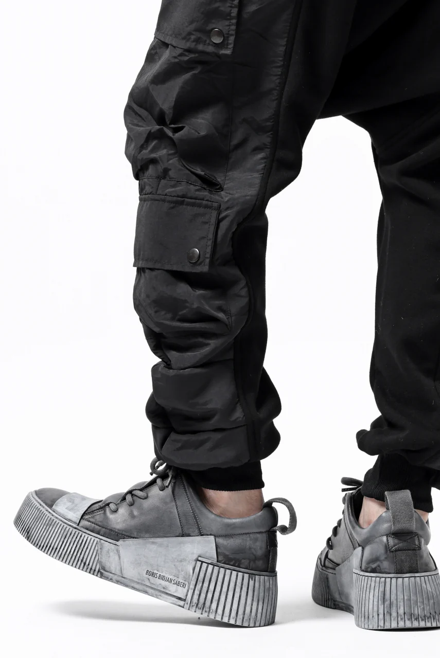 A.F ARTEFACT MILITARY CARGO SARROUEL PANTS / BOMBER HEAT® + NYLON (BLACK) - Image 26