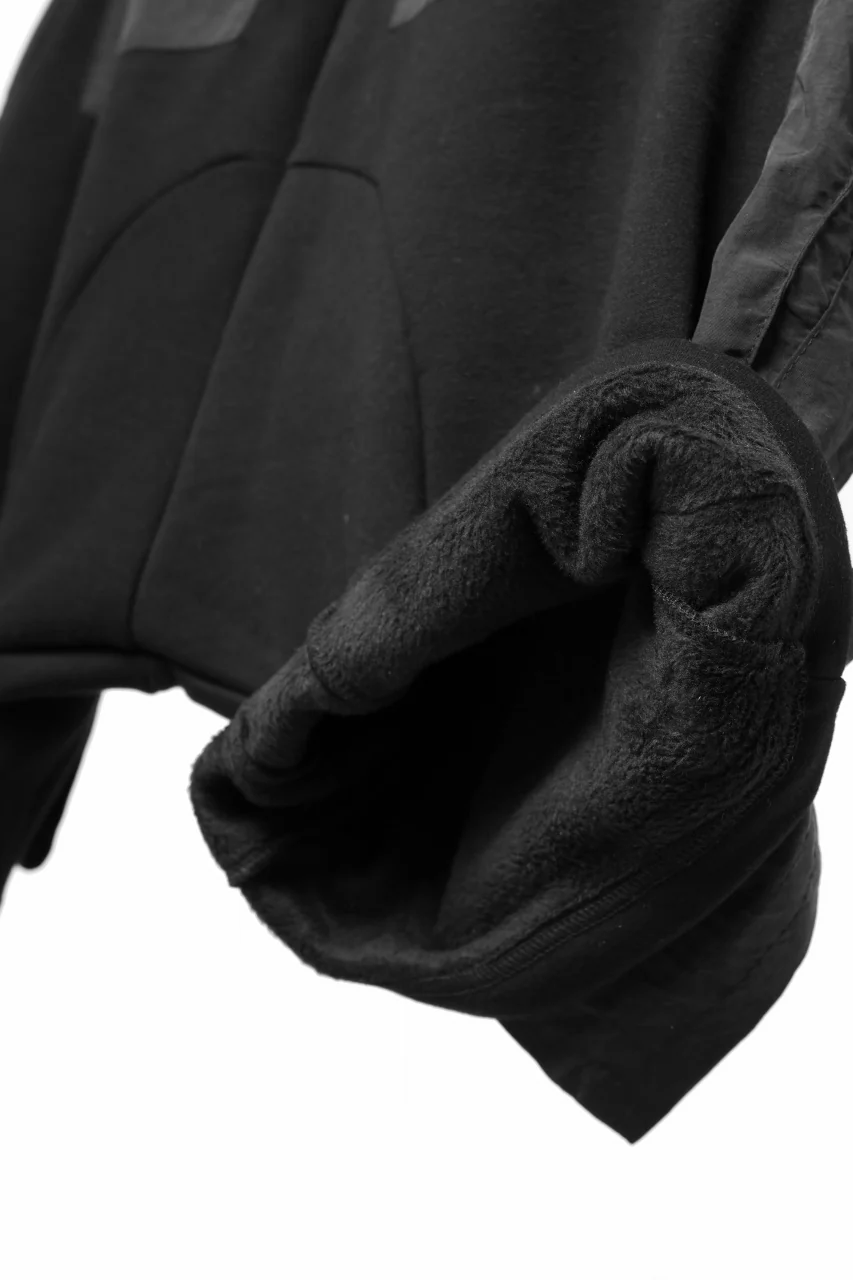 A.F ARTEFACT MILITARY CARGO SARROUEL SHORTS / BOMBER HEAT® + NYLON (BLACK) - Image 12