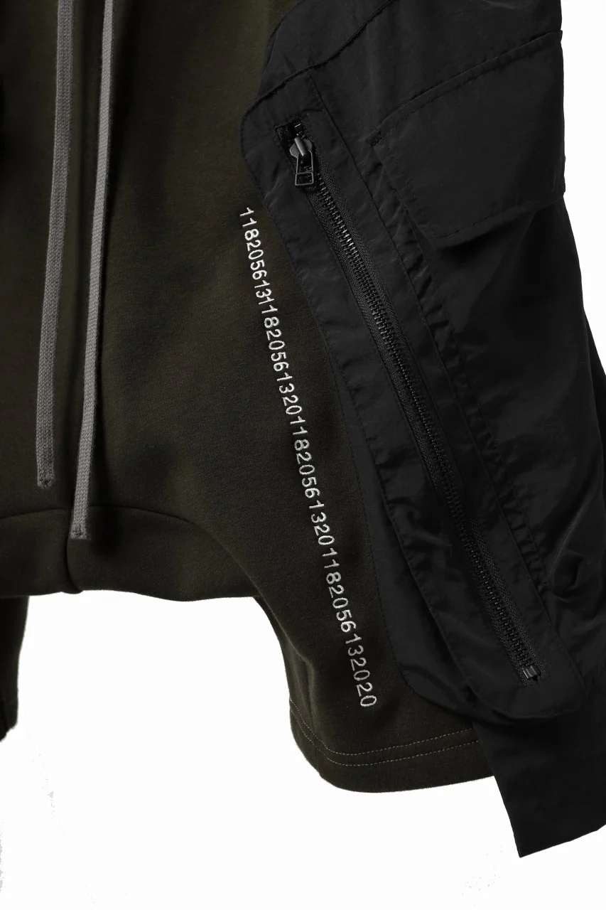 A.F ARTEFACT MILITARY CARGO SARROUEL SHORTS / BOMBER HEAT® + NYLON (KHAKI) - Image 10