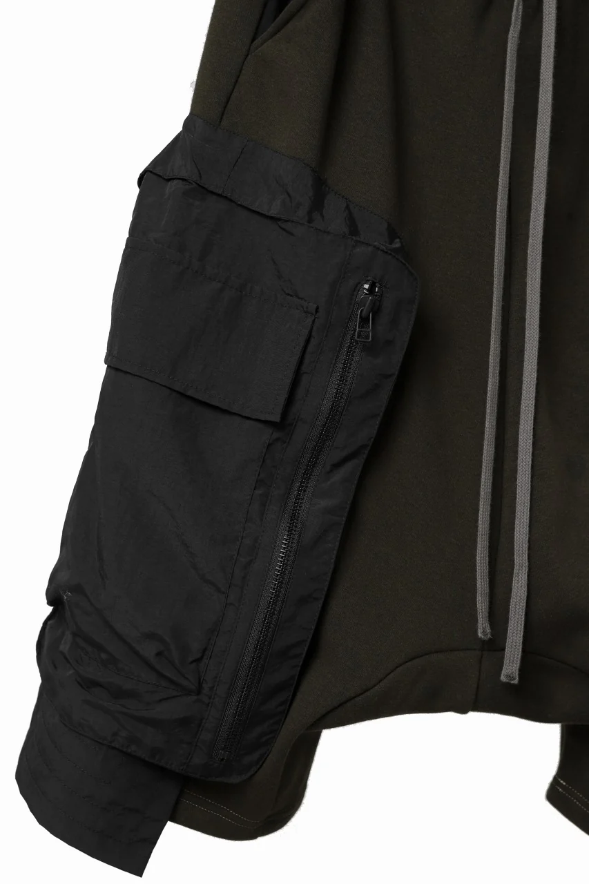 A.F ARTEFACT MILITARY CARGO SARROUEL SHORTS / BOMBER HEAT® + NYLON (KHAKI) - Image 8