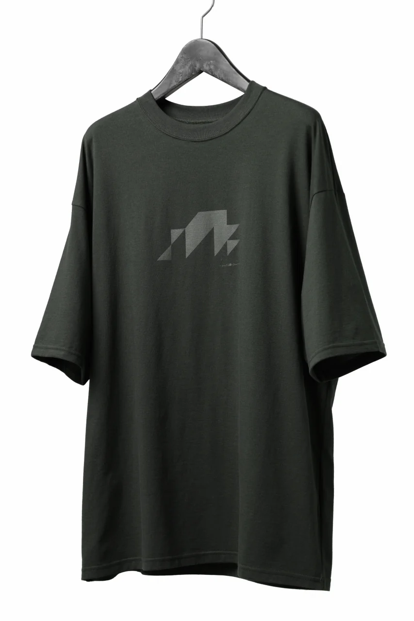 A.F ARTEFACT NUMBERRING PRINT OVER SIZED S/S TEE (KHAKI) - Image 3