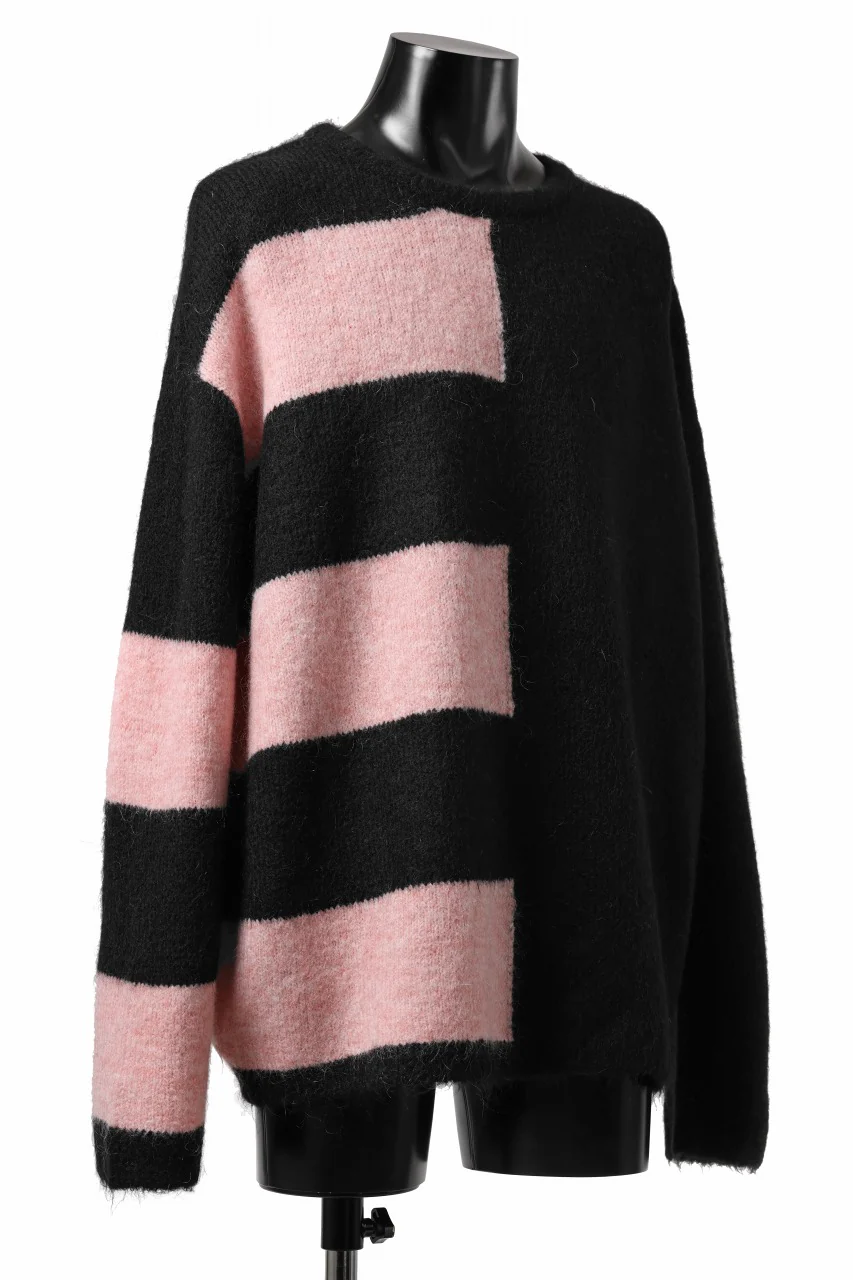 A.F ARTEFACT OVER SIZED BORDER COMBI KNIT TOPS / MIX WOOL (BLACK x PINK) - Image 2