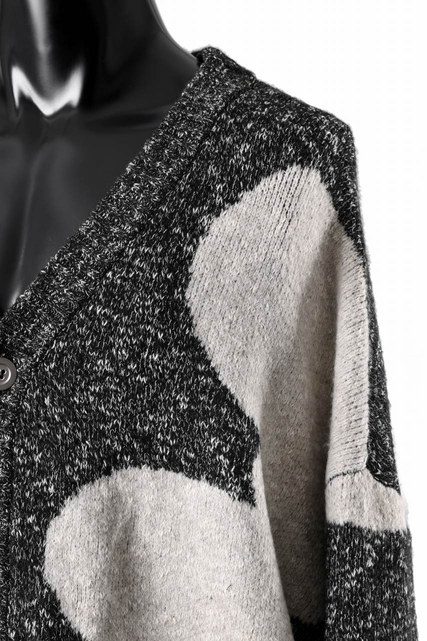 A.F ARTEFACT POLKA PATTERN BLEND KNIT CARDIGAN (GREY x BEIGE) - Image 9