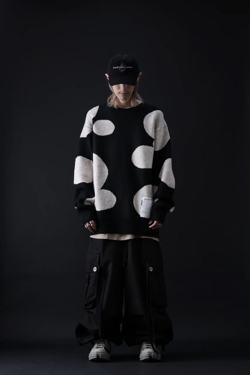 A.F ARTEFACT POLKA PATTERN KNIT TOPS (BLACK x BEIGE) - Image 20