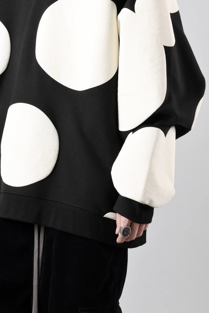 A.F ARTEFACT POLKA PATTERN SWEAT RAGLAN TOPS (BLACK) - Image 24