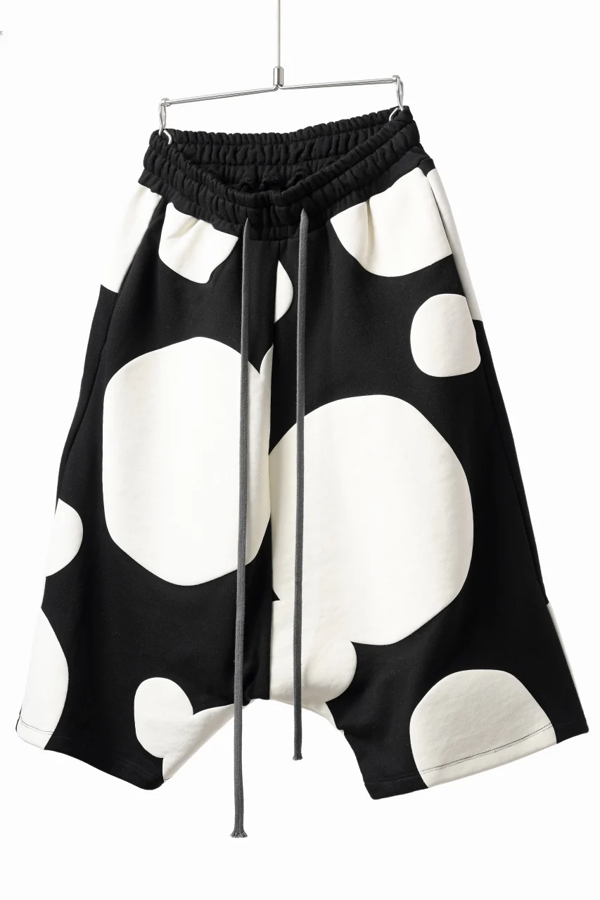 A.F ARTEFACT POLKA PATTERN SWEAT SAROUEL SHORTS (BLACK) - Image 2