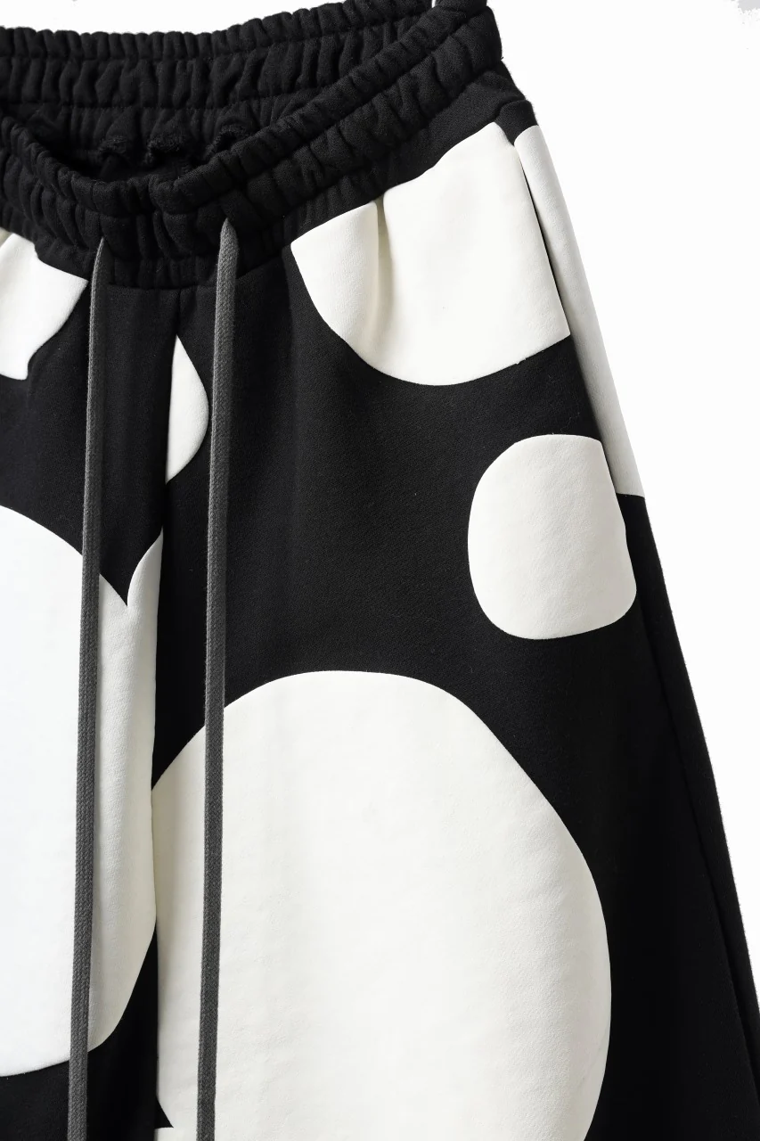 A.F ARTEFACT POLKA PATTERN SWEAT SAROUEL SHORTS (BLACK) - Image 7
