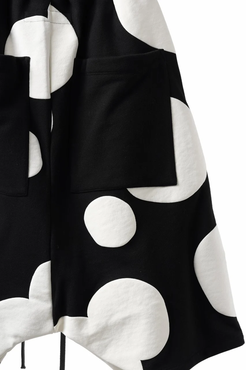 A.F ARTEFACT POLKA PATTERN SWEAT SAROUEL SHORTS (BLACK) - Image 9