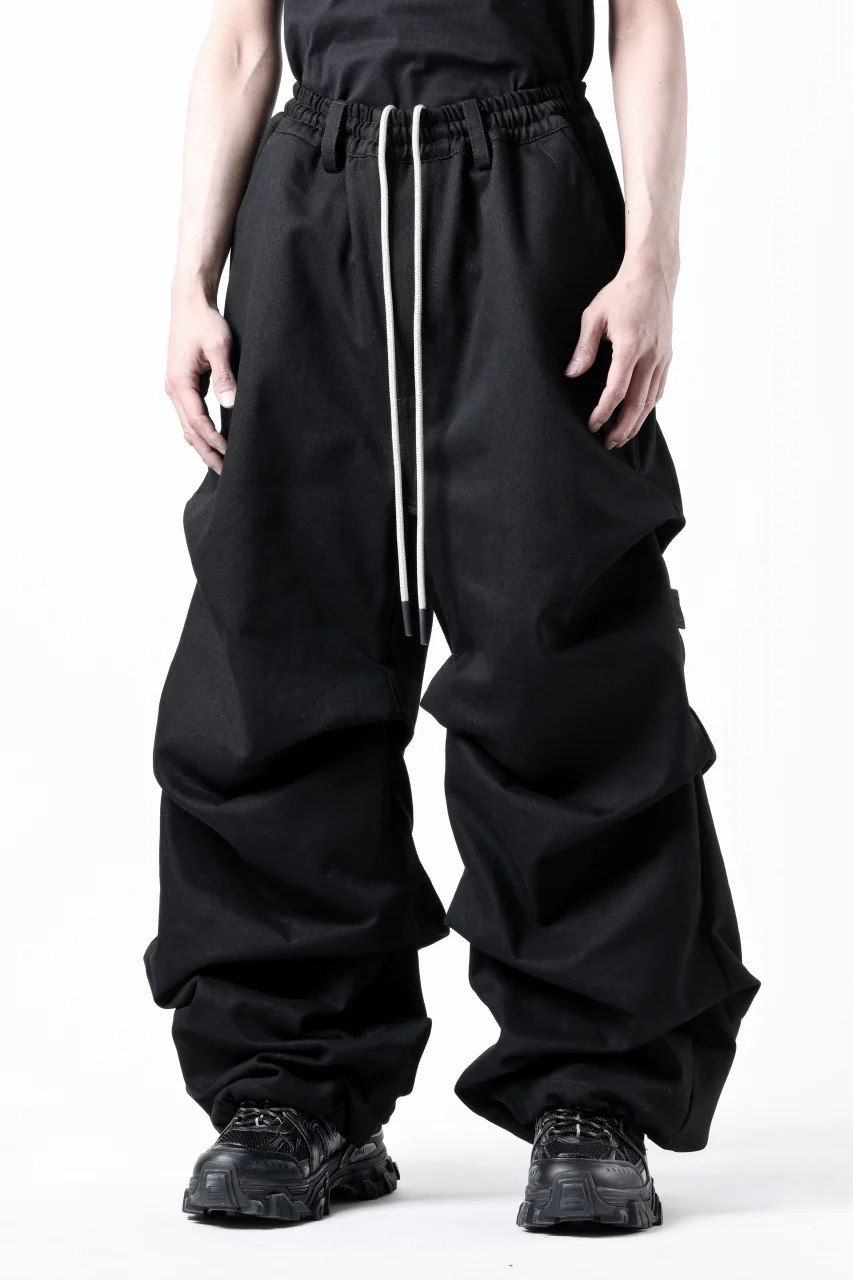 A.F ARTEFACT PURE DENIM TUCK WIDE PANTS (BLACK) - Image 18