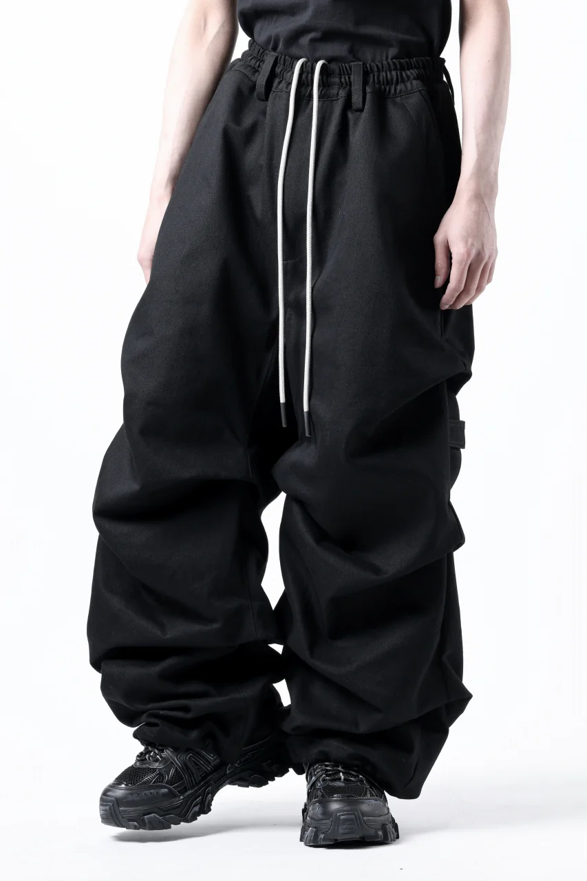 A.F ARTEFACT PURE DENIM TUCK WIDE PANTS (BLACK) - Image 7