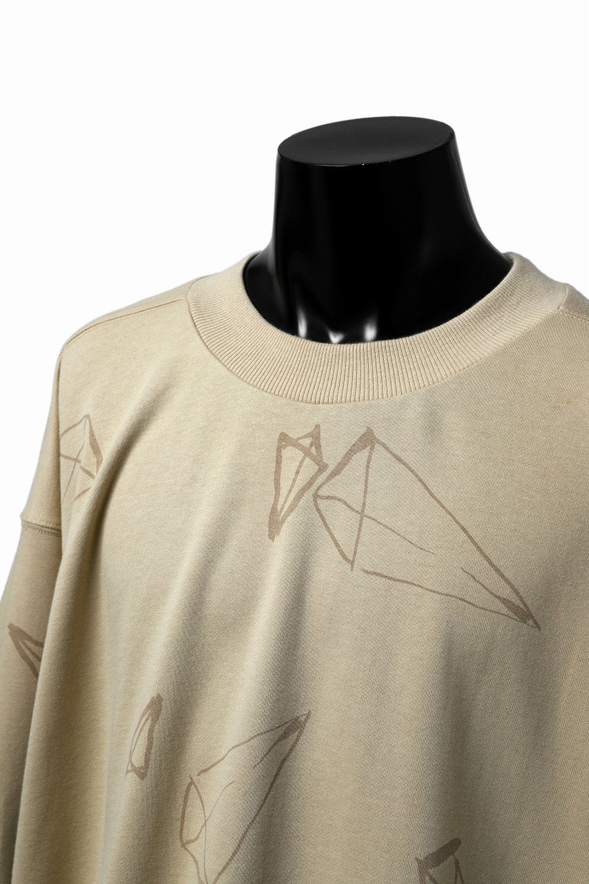 A.F ARTEFACT PYRA PATTERN PRINT CREW NECK TOPS (BEIGE) - Image 9