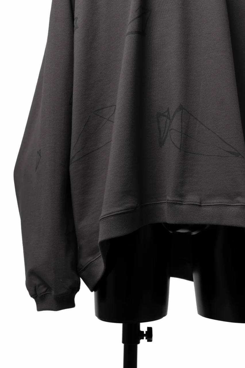 A.F ARTEFACT PYRA PATTERN PRINT CREW NECK TOPS (GREY) - Image 13