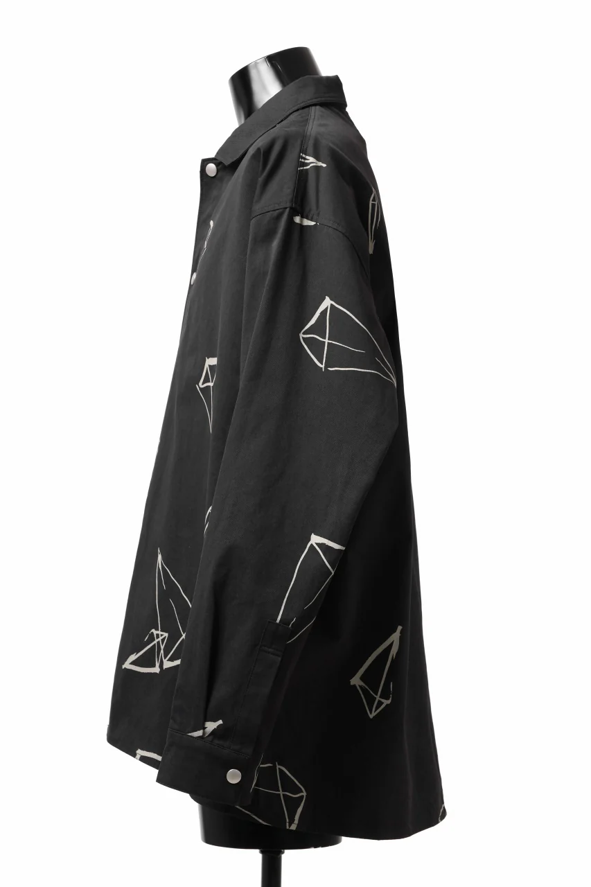 A.F ARTEFACT PYRA PATTERN PRINT SWITCHING LONG SLEEVE SHIRT (BLACK) - Image 6