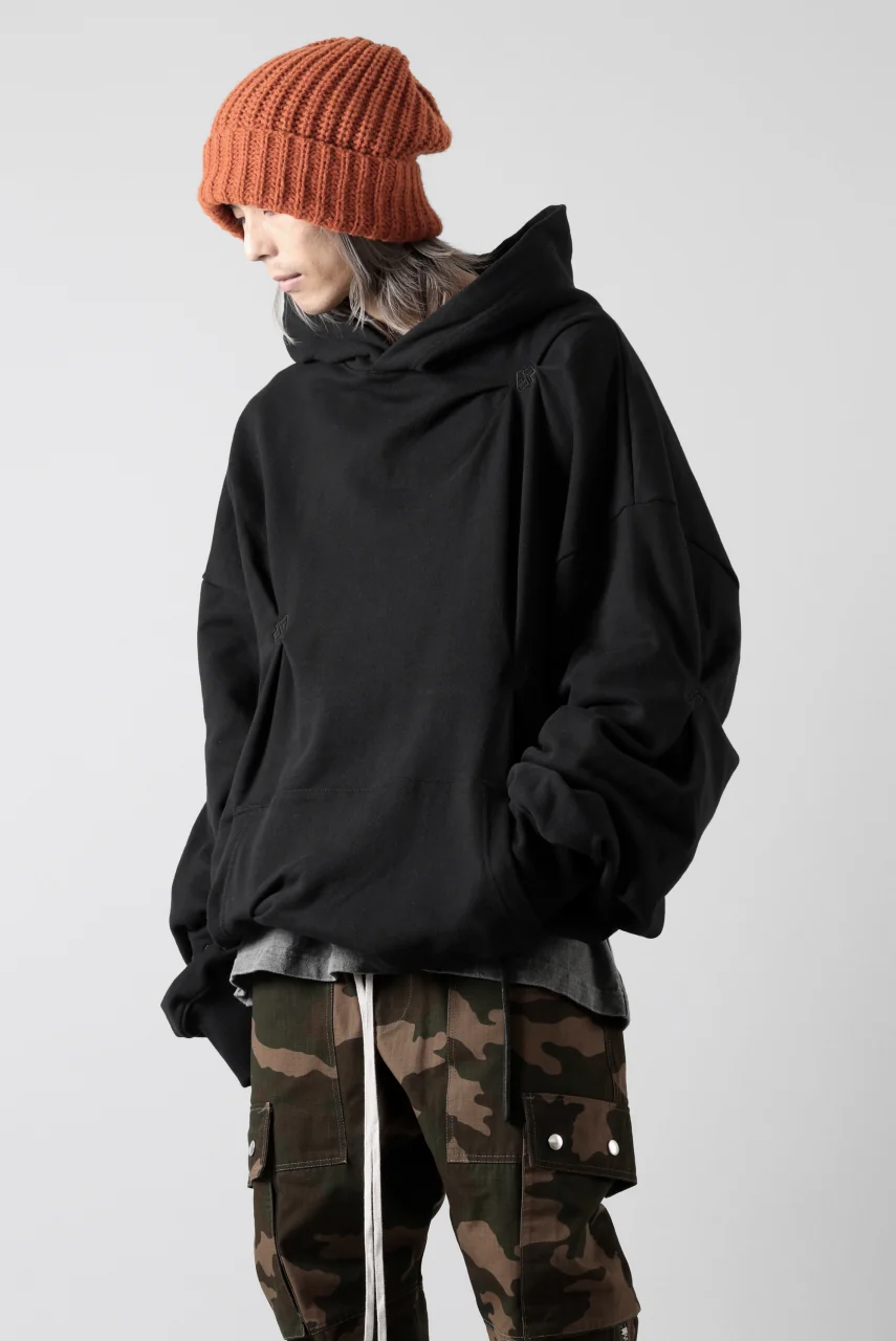 A.F ARTEFACT RANDOM TUCK EMBROIDERY SWEAT HOODIE (BLACK) - Image 20