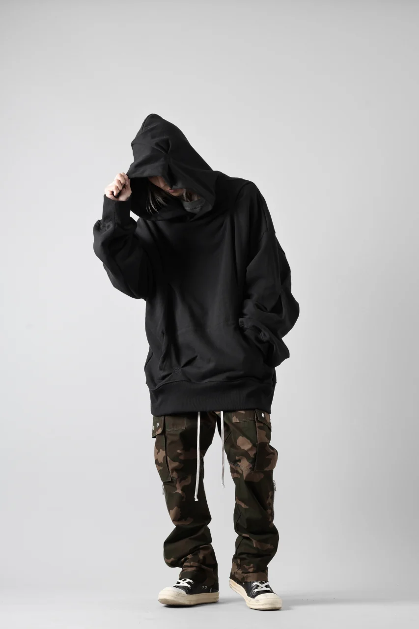 A.F ARTEFACT RANDOM TUCK EMBROIDERY SWEAT HOODIE (BLACK) - Image 22