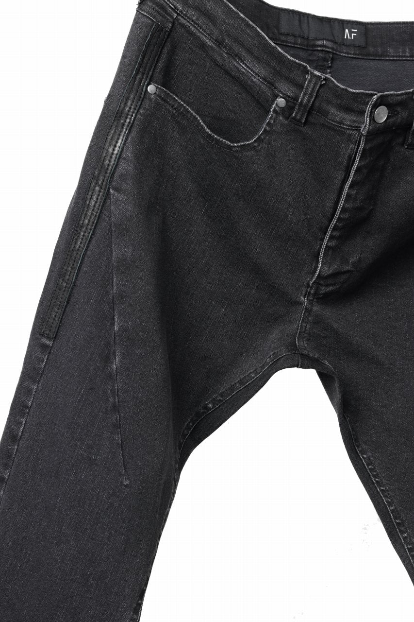 A.F ARTEFACT RELAXED SKINNY DENIM PANTS (BLACK) - Image 20
