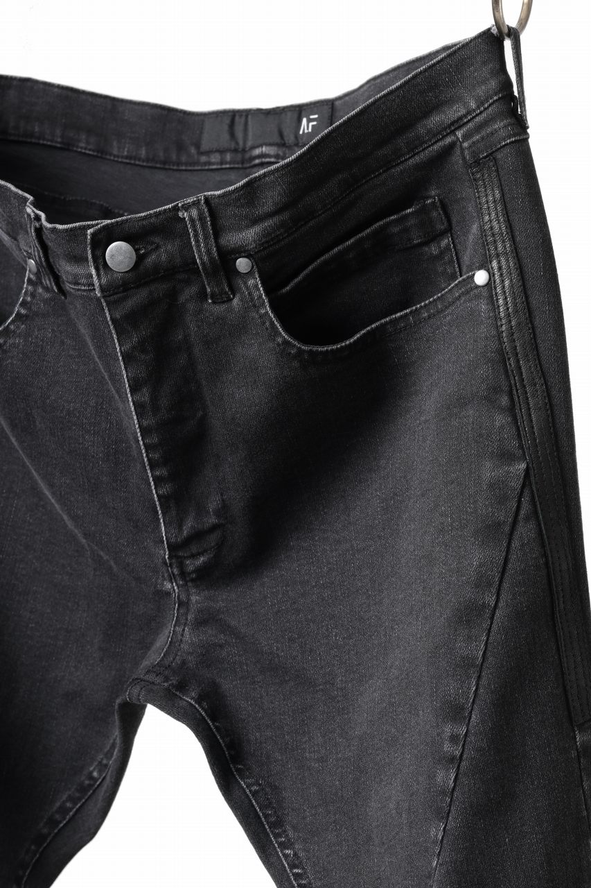 A.F ARTEFACT RELAXED SKINNY DENIM PANTS (BLACK) - Image 23