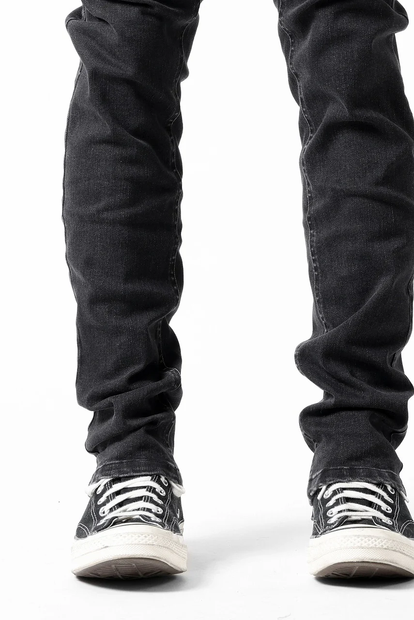 A.F ARTEFACT RELAXED SKINNY DENIM PANTS (BLACK) - Image 29
