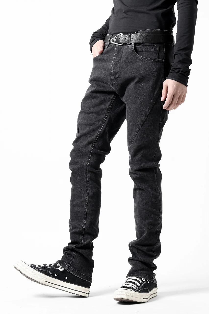 A.F ARTEFACT RELAXED SKINNY DENIM PANTS (BLACK) - Image 6