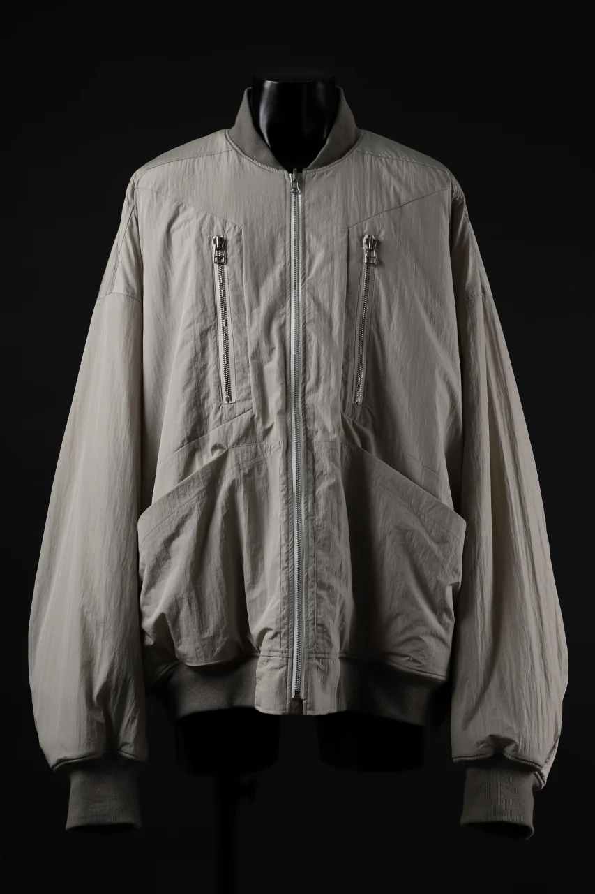 A.F ARTEFACT REVERSIBLE "BOMBER" MA-1 JACKET (IVORY x IVORY)