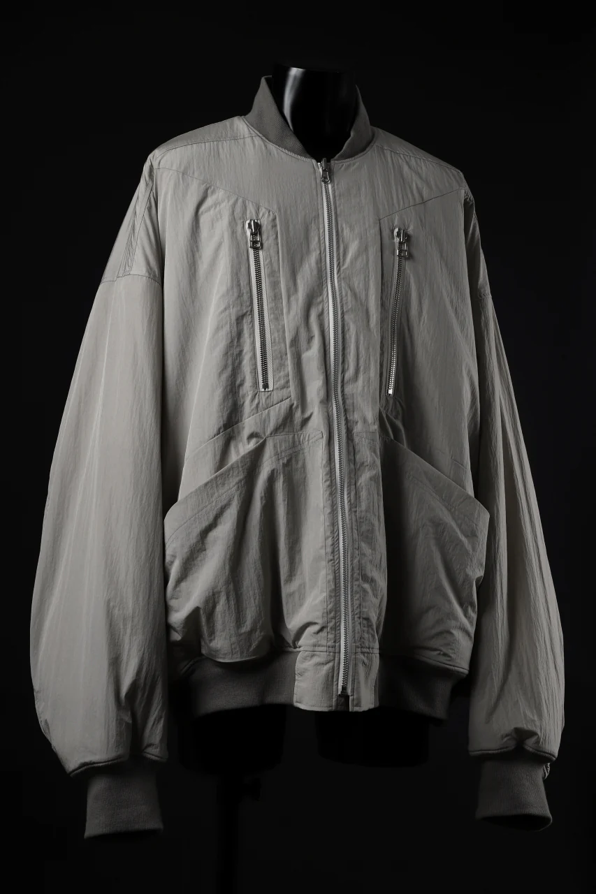 A.F ARTEFACT REVERSIBLE "BOMBER" MA-1 JACKET (IVORY x IVORY) - Image 2