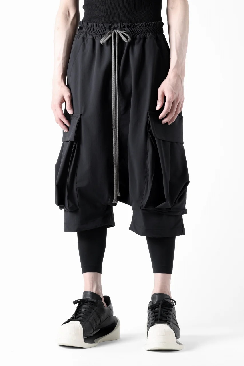 A.F ARTEFACT SARROUEL CARGO SHORTS / TECH-SMOOTH (BLACK) - Image 3