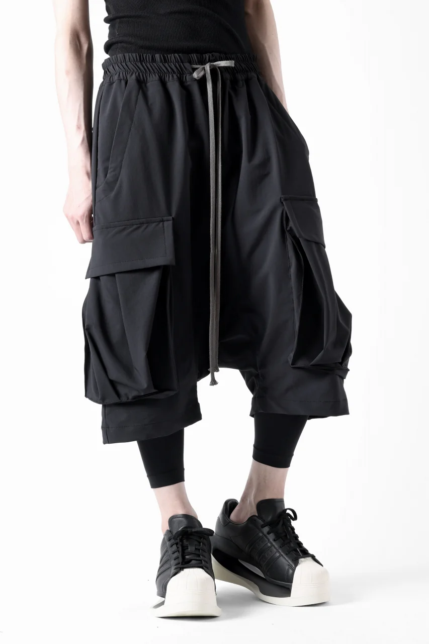 A.F ARTEFACT SARROUEL CARGO SHORTS / TECH-SMOOTH (BLACK) - Image 9