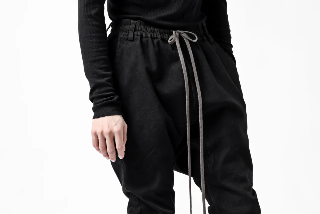 A.F ARTEFACT SARROUEL SKINNY PANTS / HI-STRETCH DENIM (BLACK) - Image 17