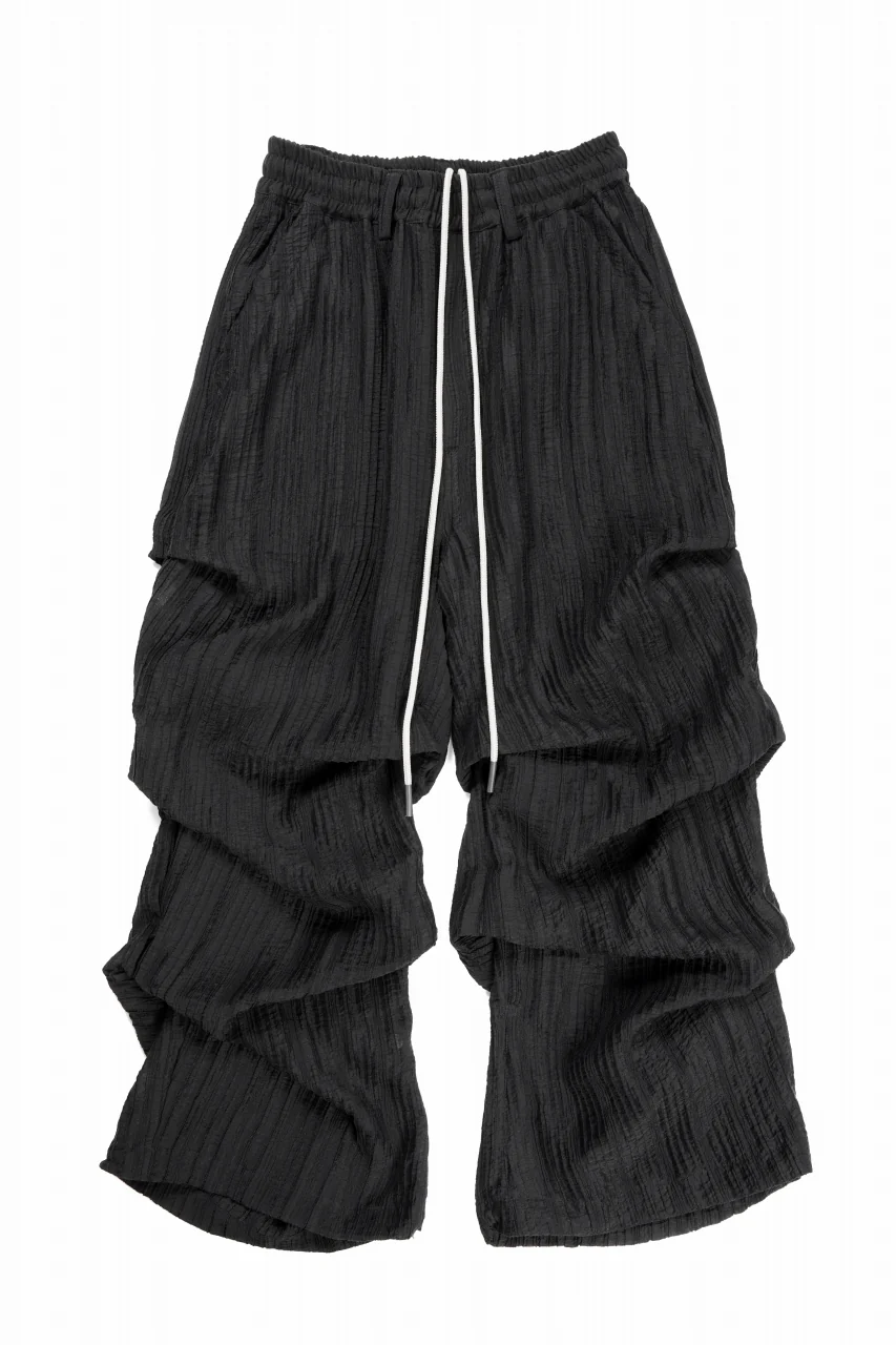 A.F ARTEFACT SHEER YO-RYU TUCK BAGGY PANTS (BLACK)