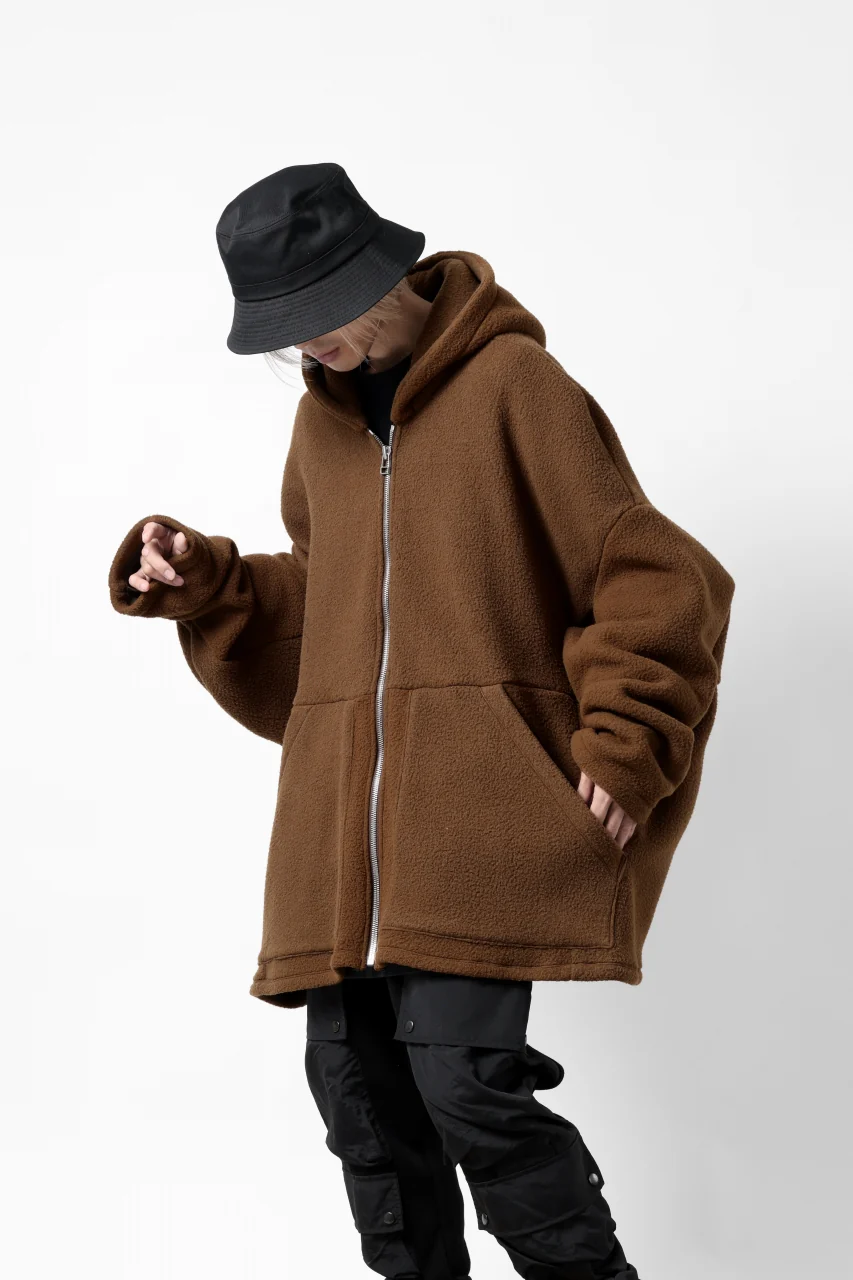 A.F ARTEFACT SHERPA ZIP HOODED JACKET (BROWN) - Image 9