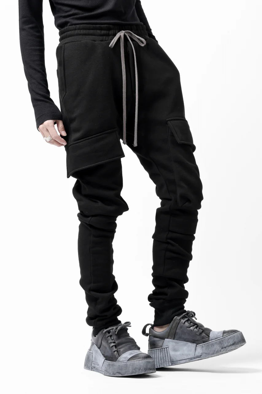 A.F ARTEFACT SLIM CARGO POCKET PANTS / BOMBER HEAT® (BLACK) - Image 16