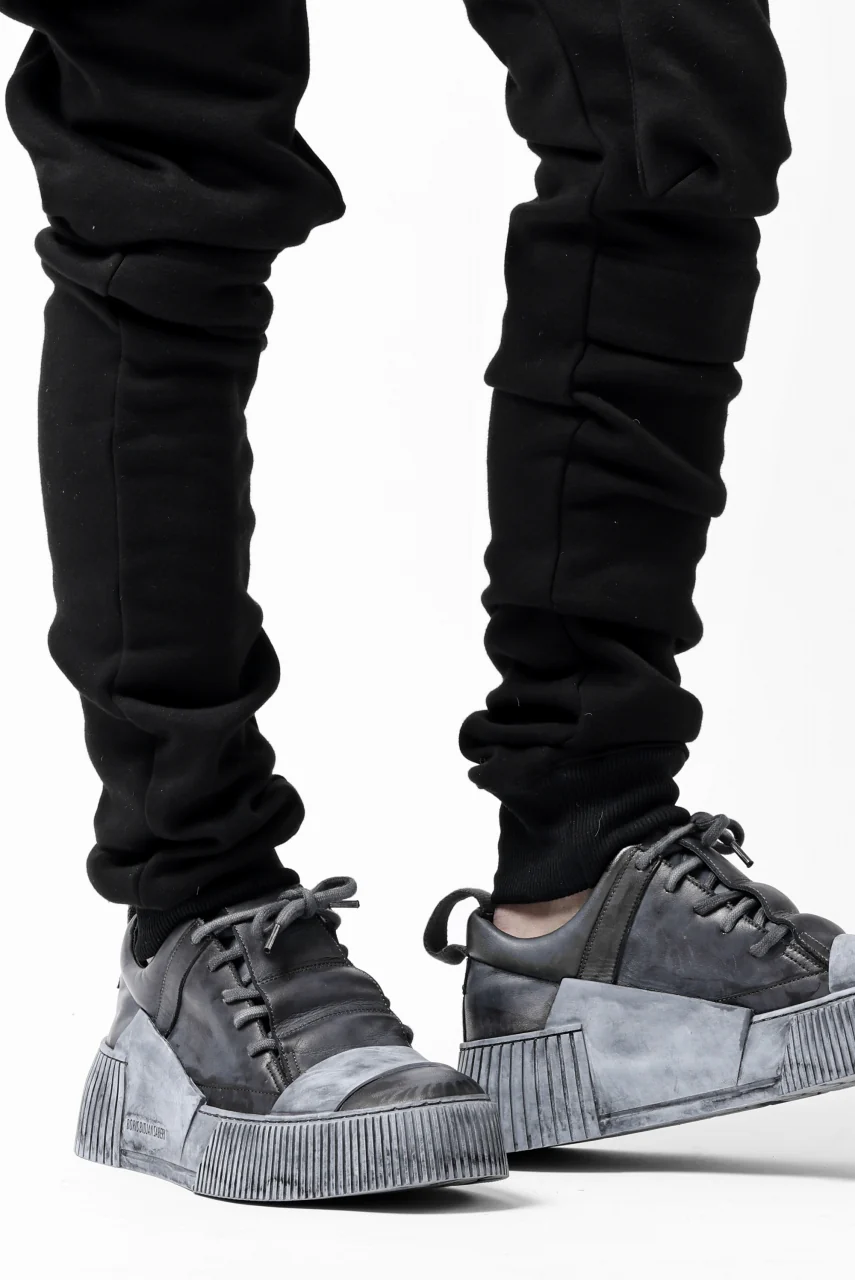 A.F ARTEFACT SLIM CARGO POCKET PANTS / BOMBER HEAT® (BLACK) - Image 33