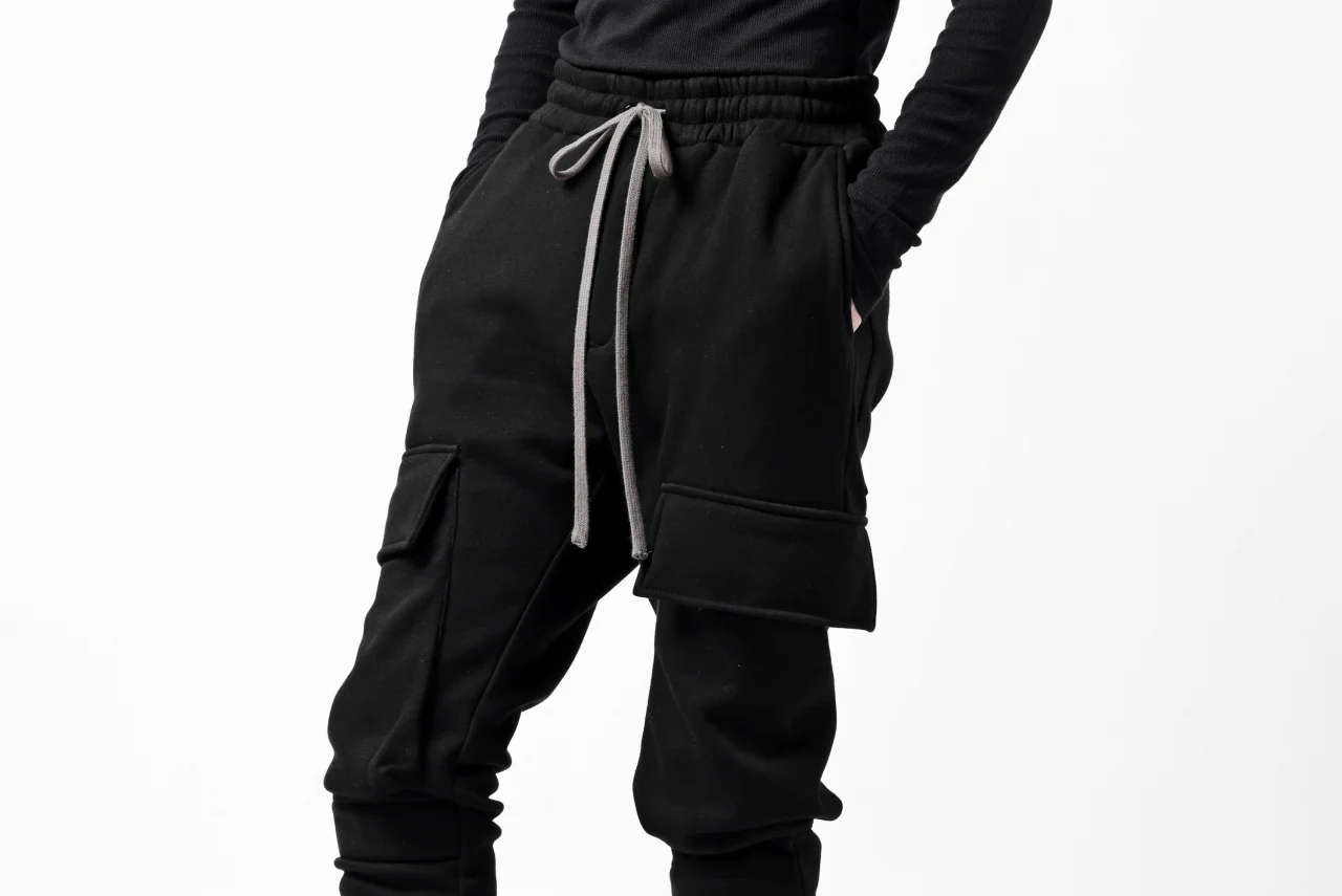 A.F ARTEFACT SLIM CARGO POCKET PANTS / BOMBER HEAT® (BLACK) - Image 36