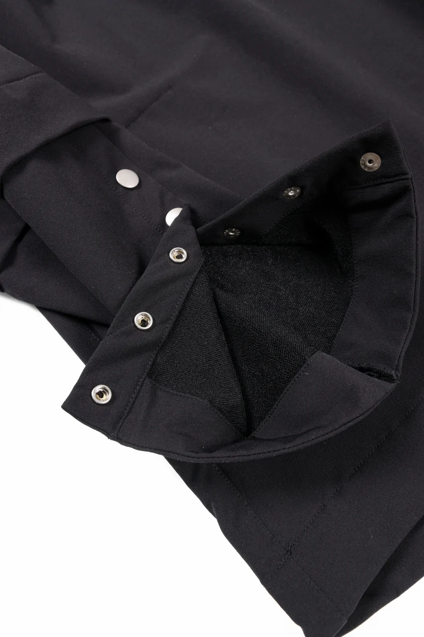 A.F ARTEFACT SNAP PULLOVER / TECH-SMOOTH (BLACK) - Image 10