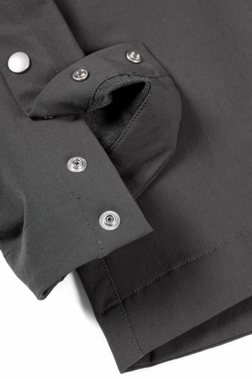 A.F ARTEFACT SNAP PULLOVER / TECH-SMOOTH (GREY) - Image 11