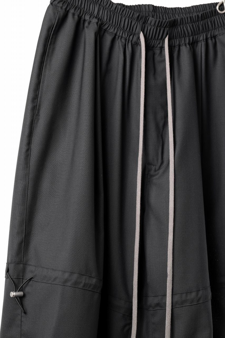 A.F ARTEFACT STRING-SQUEEZING WIDE PANTS / TROPICAL WOOL (BLACK) - Image 8