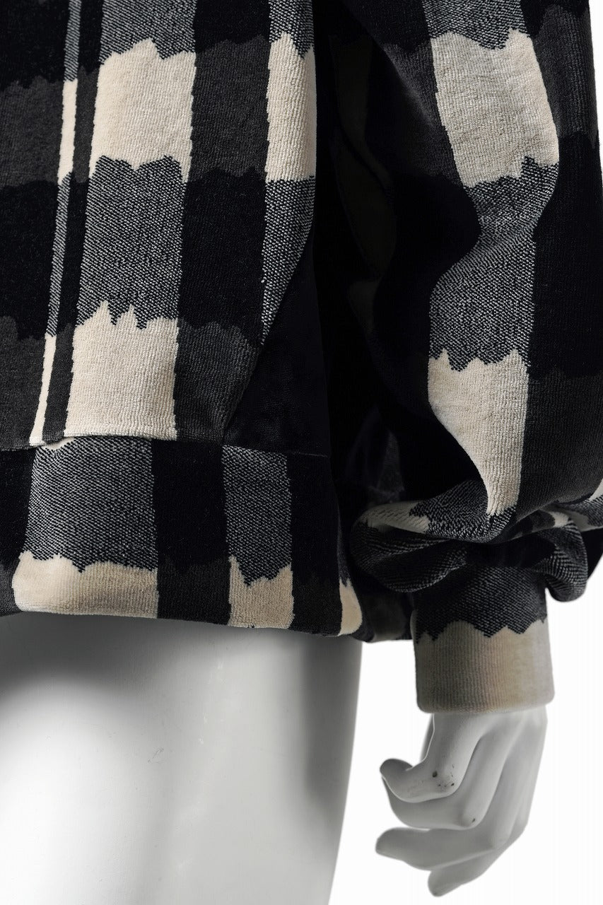 A.F ARTEFACT SWITCHING PULLOVER / JACQUARD DEFORMED PLAID VELOR (BLACK x GREY x IVORY) - Image 9