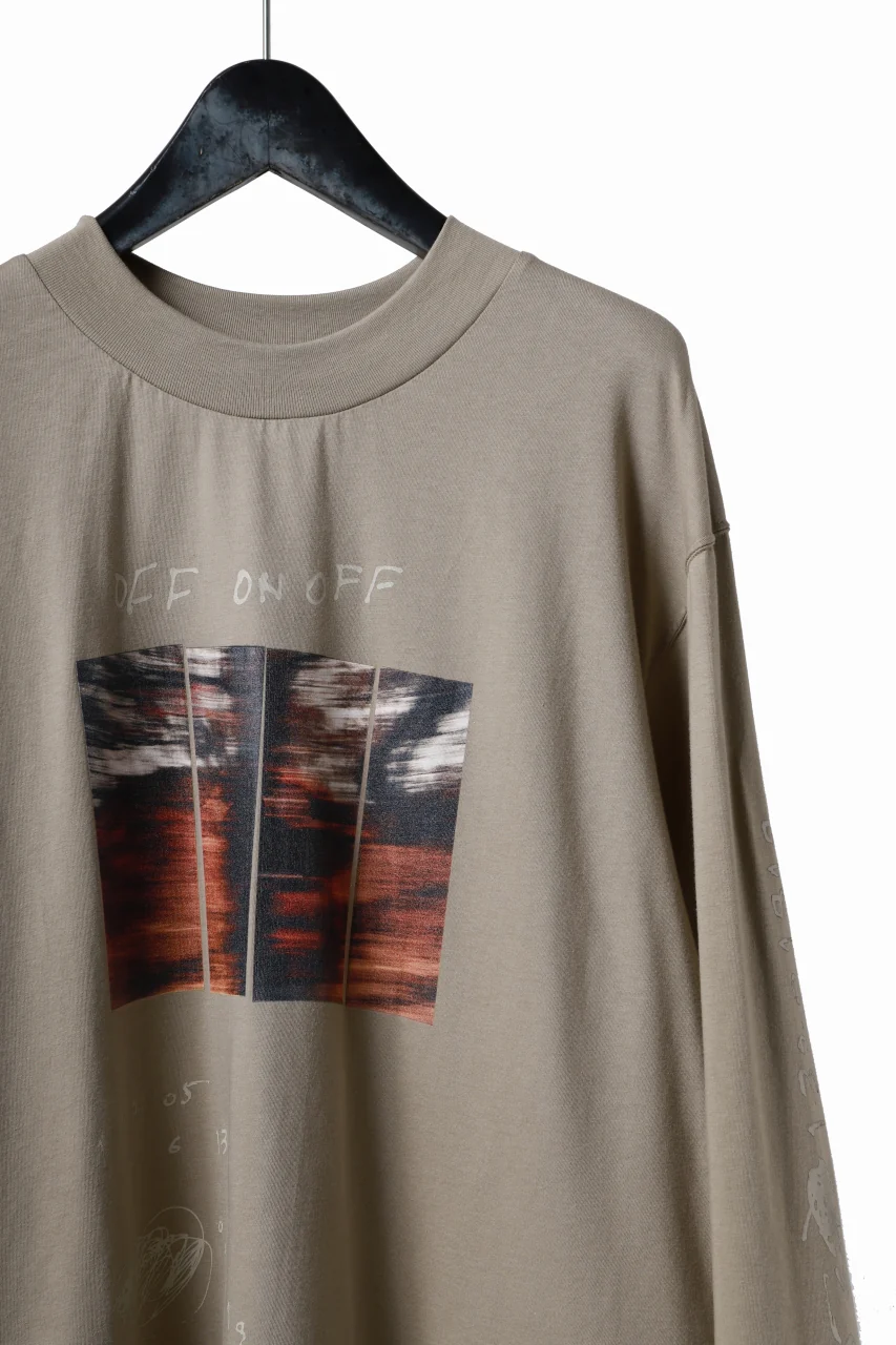 A.F ARTEFACT THICK-COLLAR BASIC L/S T-SHIRT / TYPE A PRINT (BEIGE) - Image 13