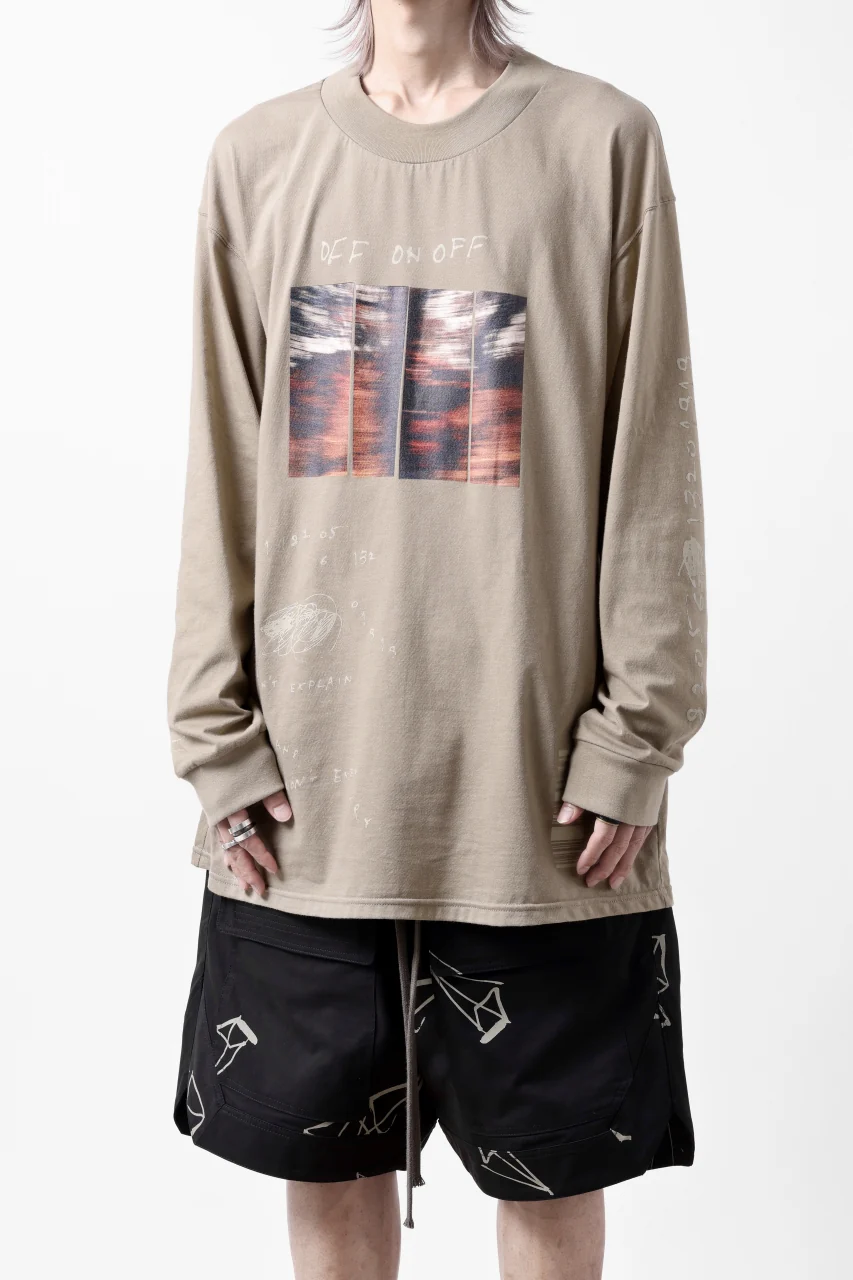 A.F ARTEFACT THICK-COLLAR BASIC L/S T-SHIRT / TYPE A PRINT (BEIGE) - Image 7