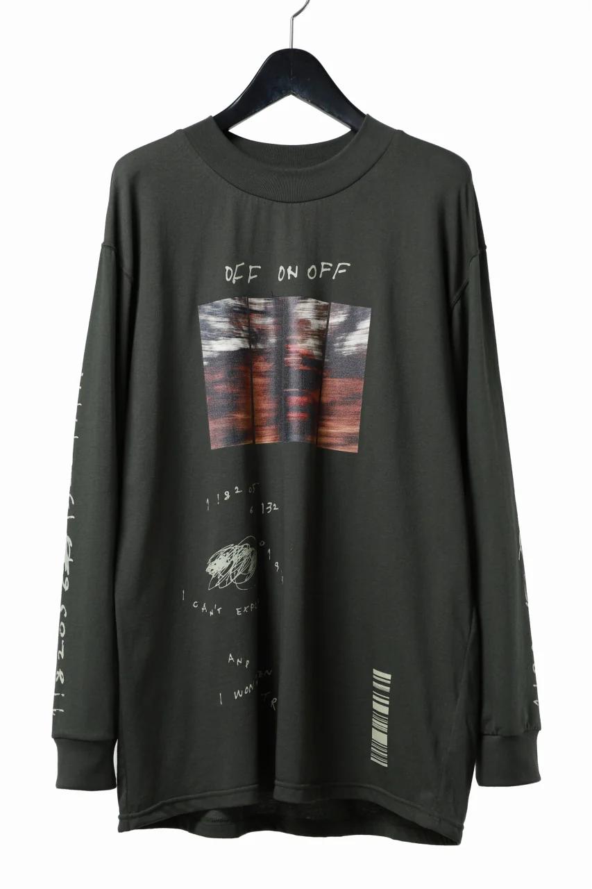 A.F ARTEFACT THICK-COLLAR BASIC L/S T-SHIRT / TYPE A PRINT (KHAKI)