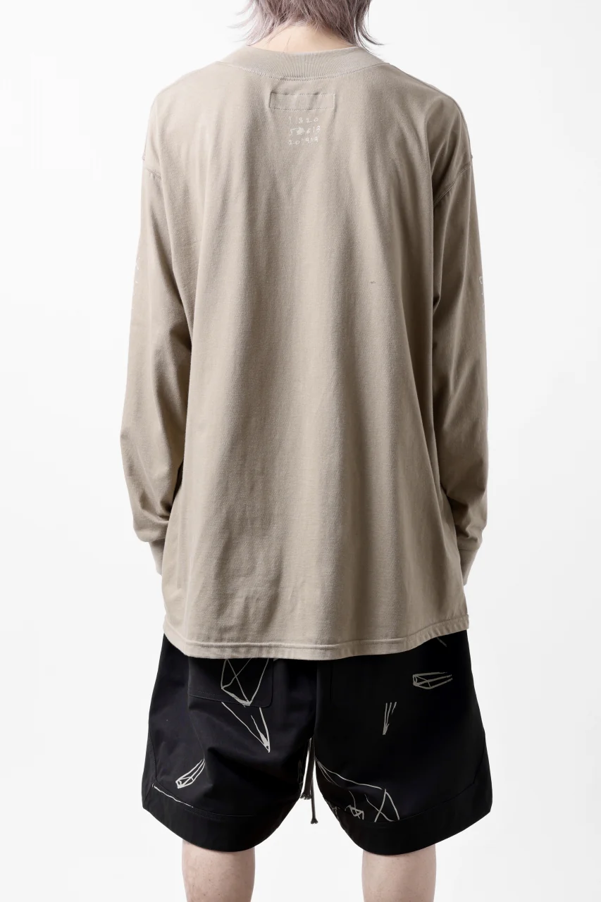 A.F ARTEFACT THICK-COLLAR BASIC L/S T-SHIRT / TYPE B PRINT (BEIGE) - Image 7