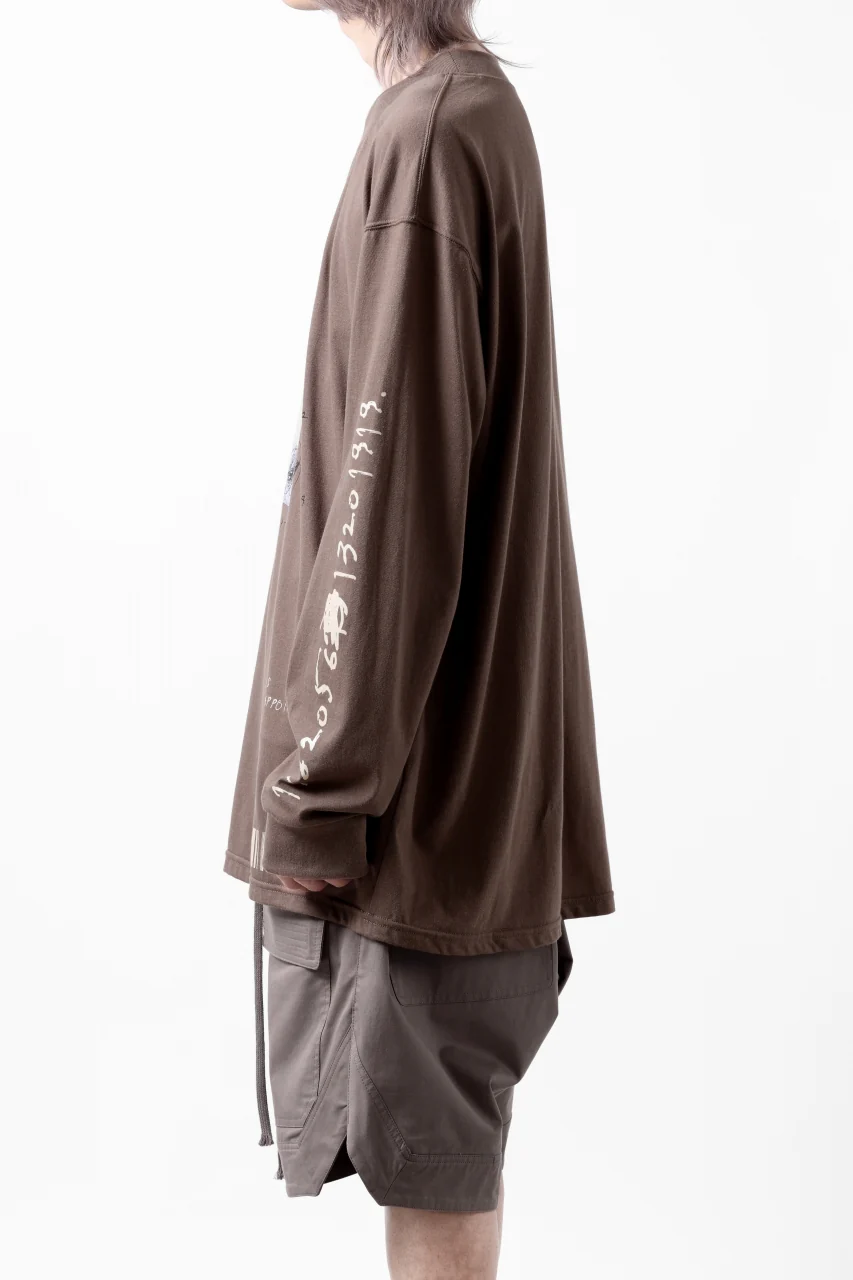 A.F ARTEFACT THICK-COLLAR BASIC L/S T-SHIRT / TYPE B PRINT (BROWN) - Image 19