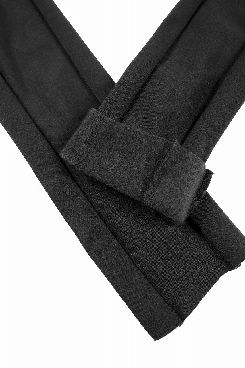 A.F ARTEFACT THREE DIMENTIONAL LEGGINGS / HEAT PERFORM® (BLACK) - Image 8