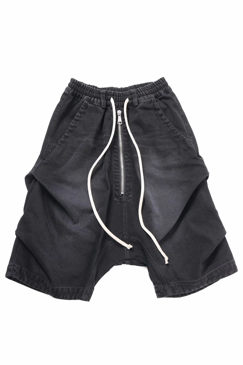 A.F ARTEFACT TUCK SHORTS / FADED DENIM (BLACK)