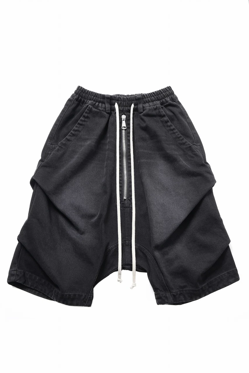 A.F ARTEFACT TUCK SHORTS / FADED DENIM (BLACK) - Image 3